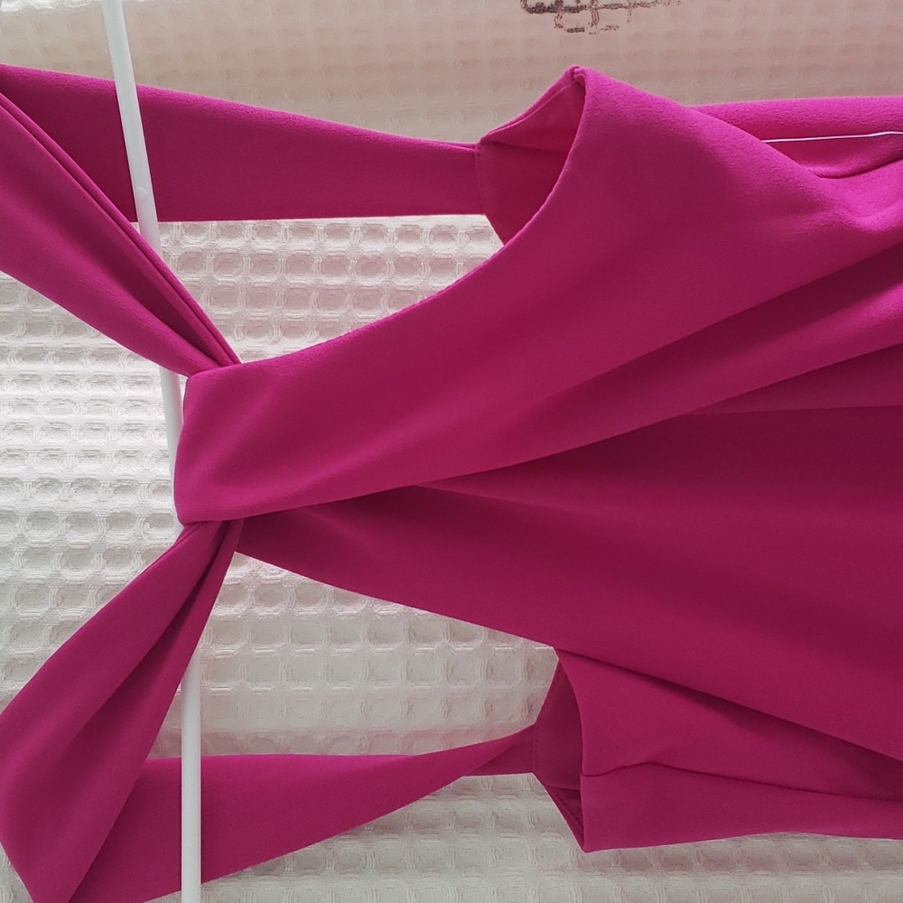 Bebe dress / gown